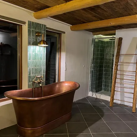 بيت ريفي The Provence Village *