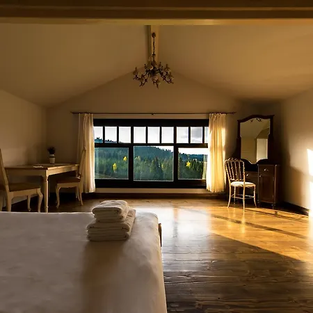 The Provence Village Mini-hôtel Bukovinka