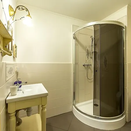 The Provence Village بيت ريفي